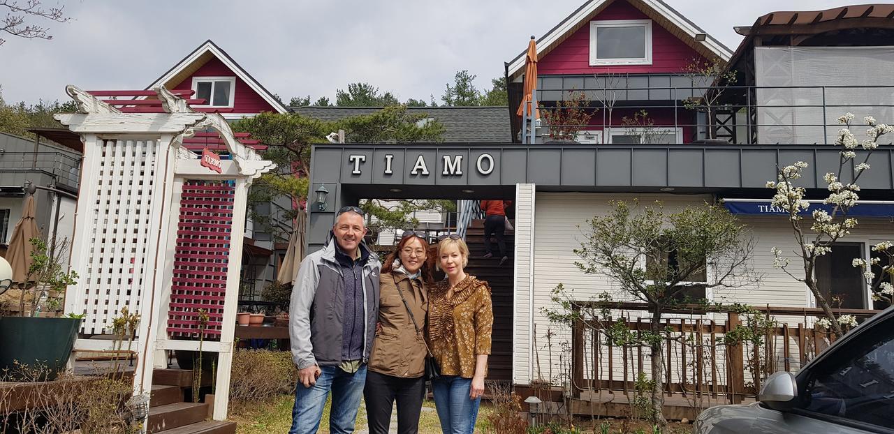Gyeongju Tiamo Pension Exterior foto
